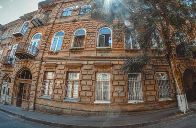 Апартаменти Cortile Тбілісі Екстер'єр фото